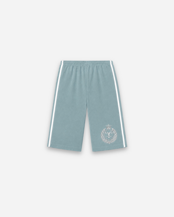 The Family Crest Short