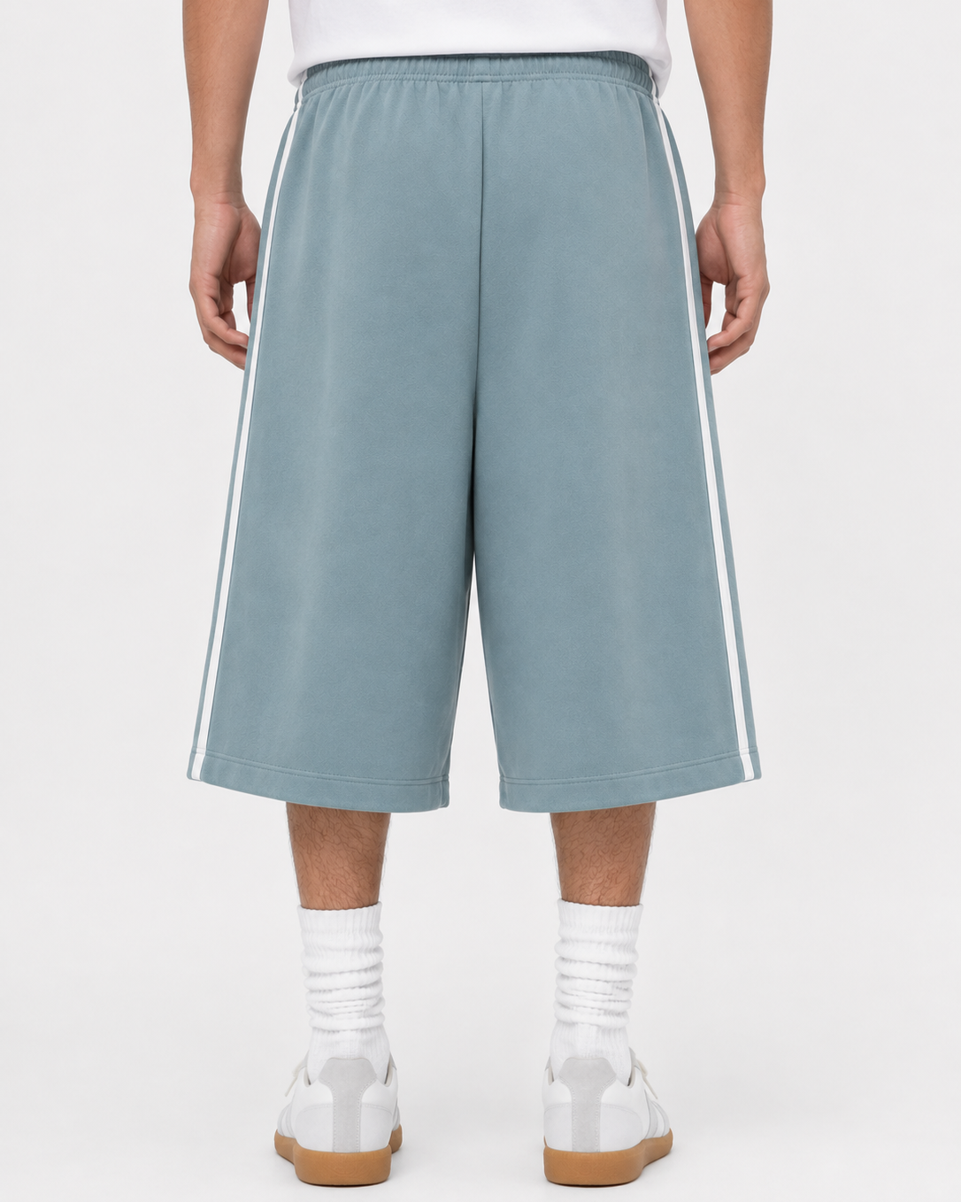 The Family Crest Short